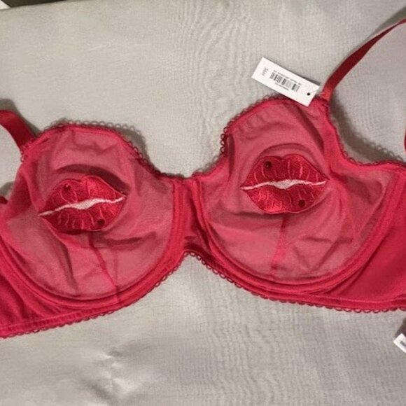 Adore Me Alyshia Unlined Demi Red Lips Bra Size 36H Sheer Valentines - Picture 1 of 3